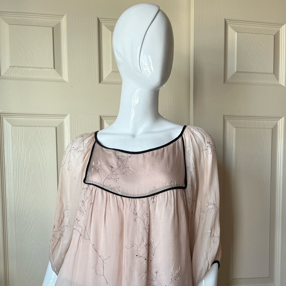 Zara - women’s silky blouse (Size M)